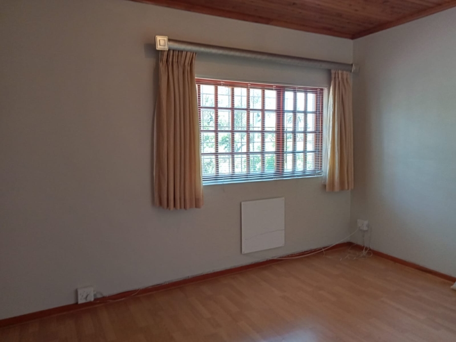 3 Bedroom Property for Sale in Kaffrarian Heights Eastern Cape